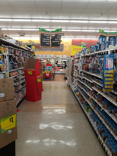 Mexican Grocery Store «Fiesta Mart», reviews and photos, 1300 E Pioneer Pkwy, Arlington, TX 76010, USA