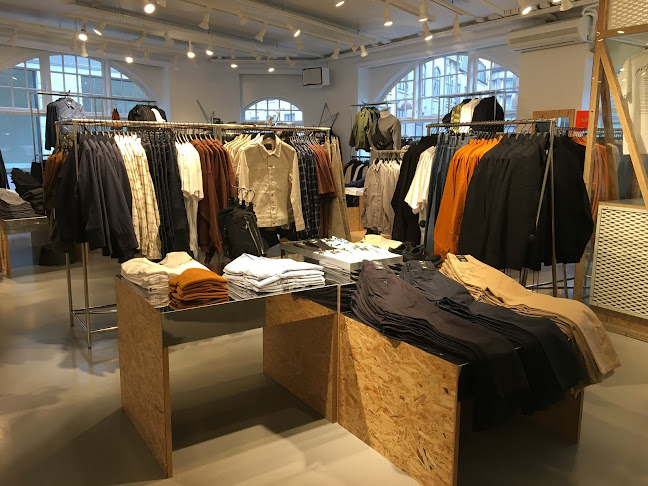 Weekday Danmark - Tøjbutik