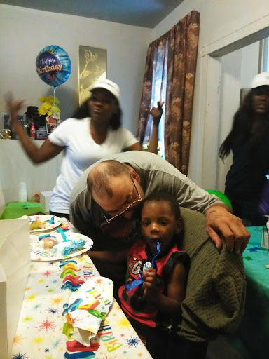 Used Car Dealer «Rockland Auto Sales», reviews and photos, 4852 N 5th St, Philadelphia, PA 19120, USA