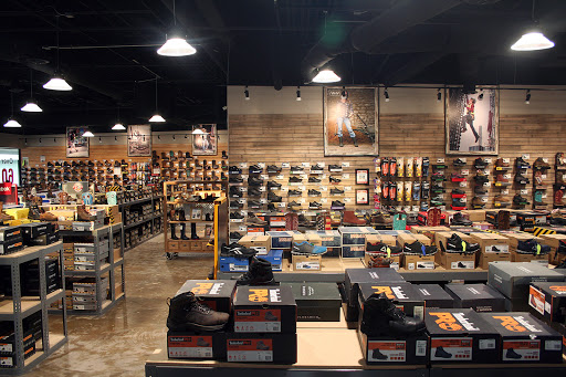Shoe Store «Work Wear Safety Shoes», reviews and photos, 1000 Lupo Dr, Dallas, TX 75207, USA