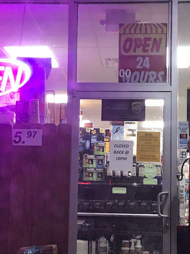 Hardware Store «Trust Hardware - Oaklandon Towne Center», reviews and photos, 11915 Pendleton Pike, Indianapolis, IN 46236, USA