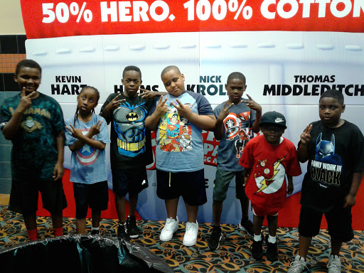 Movie Theater «MJR Partridge Creek Digital Cinema 14», reviews and photos, 17400 Hall Rd, Charter Twp of Clinton, MI 48038, USA