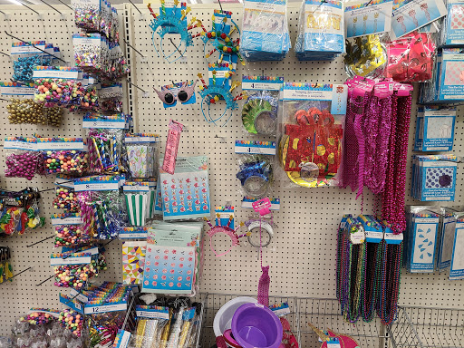 Dollar Store «Dollar Tree», reviews and photos, 10023 Fremont Pike, Perrysburg, OH 43551, USA