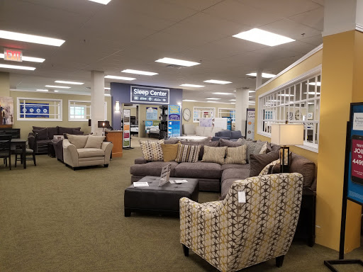 Furniture Store «Raymour & Flanigan Furniture and Mattress Store», reviews and photos, 2795 Richmond Ave, Staten Island, NY 10314, USA