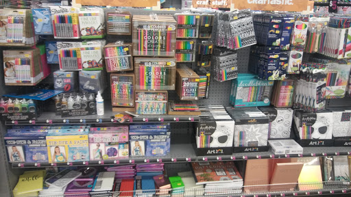 Variety Store «Five Below», reviews and photos, 14215 Hall Rd, Shelby Charter Township, MI 48315, USA