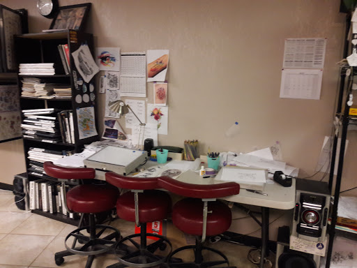 Tattoo Shop «Addicted 2 Tattoos», reviews and photos, 4819 E Busch Blvd #107, Tampa, FL 33617, USA