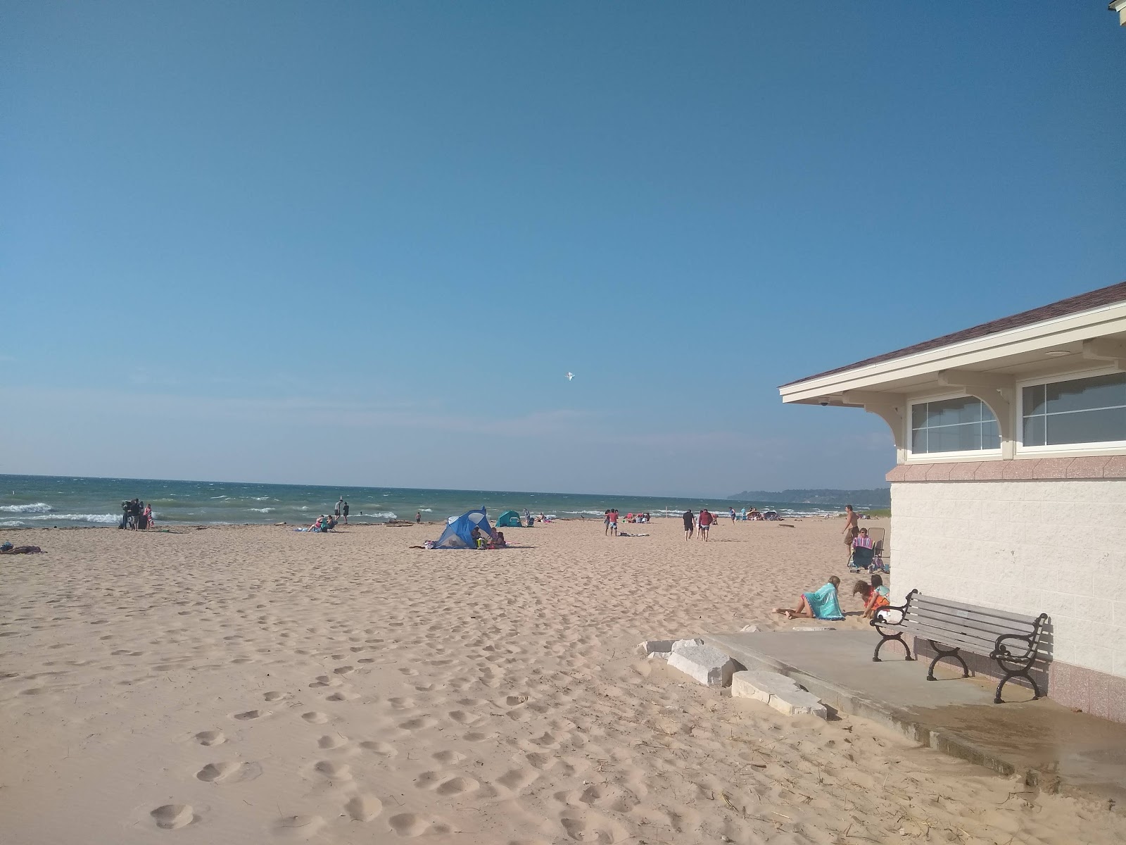 Fifth Avenue Beach photo #8