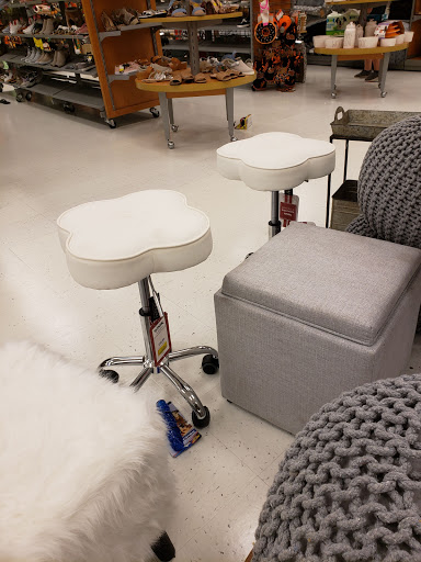 Department Store «T.J. Maxx», reviews and photos, 4932 S Kedzie Ave, Chicago, IL 60632, USA