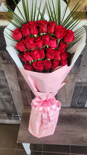 Florist «ADOLFOS CREATION», reviews and photos, 505 Peters Creek Pkwy, Winston-Salem, NC 27101, USA