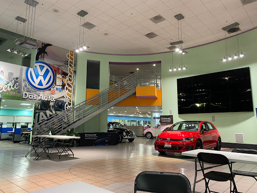 Volkswagen Dealer «Capitol Volkswagen», reviews and photos, 911 Capitol Expressway Auto Mall A, San Jose, CA 95136, USA