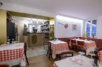Atmosphère du Restaurant français Au P'Tit Bouchon à Vienne - n°16
