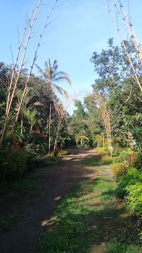 family garden suranadi