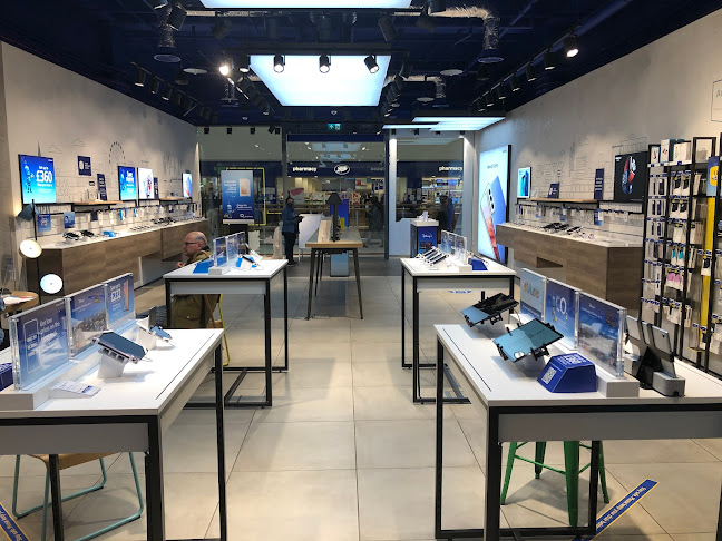 O2 Shop Brent Cross - Cell phone store