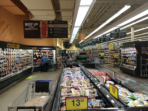 Grocery Store «Kroger», reviews and photos, 20730 Pontiac Trail, South Lyon, MI 48178, USA
