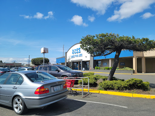 Clothing Store «Ross Dress for Less», reviews and photos, 2931 S 38th St, Tacoma, WA 98409, USA