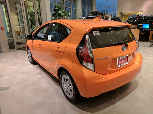 Toyota Dealer «Toyota of Naperville», reviews and photos, 1488 Ogden Ave, Naperville, IL 60540, USA