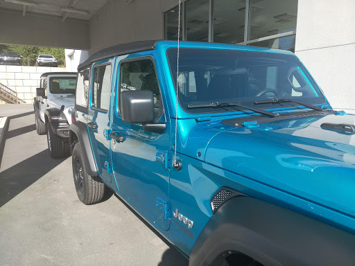 Car Dealer «B & B Chrysler Dodge Jeep Ram», reviews and photos, 125 Grandview Ave, Honesdale, PA 18431, USA