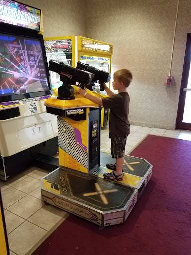 Movie Theater «AMC Desert Star 15», reviews and photos, 1301 Kalahari Dr, Baraboo, WI 53913, USA