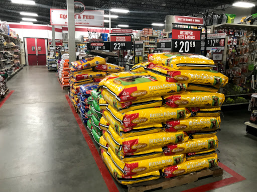 Home Improvement Store «Tractor Supply Co.», reviews and photos, 1800 US-90, Castroville, TX 78009, USA