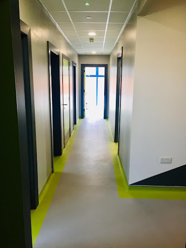 56 Holywood Rd, Belfast BT4 1NT, United Kingdom