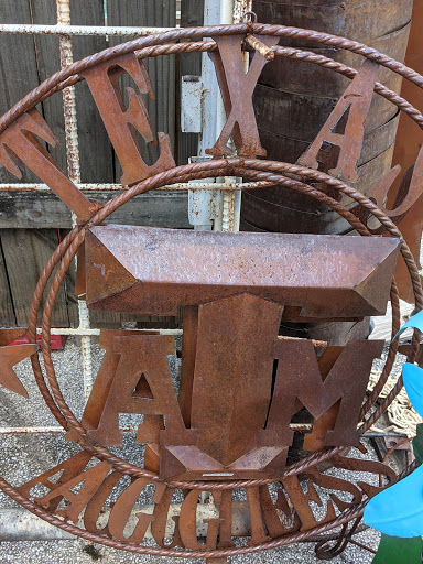 Furniture Store «Rustic Unlimited», reviews and photos, 30001 US-281, Bulverde, TX 78163, USA