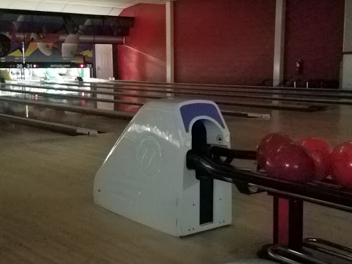 Bowling Alley «Buffaloe Lanes South Family Bowling Center», reviews and photos, 6701 Fayetteville Rd, Raleigh, NC 27603, USA