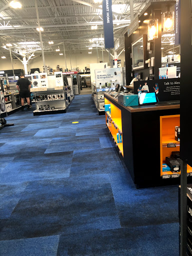 Electronics Store «Best Buy», reviews and photos, 3450 S Glenstone Ave, Springfield, MO 65804, USA