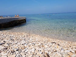 Foto von Petrcane beach und die siedlung
