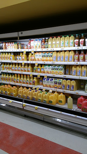 Grocery Store «Kroger», reviews and photos, 1525 Madison Ave, Covington, KY 41011, USA