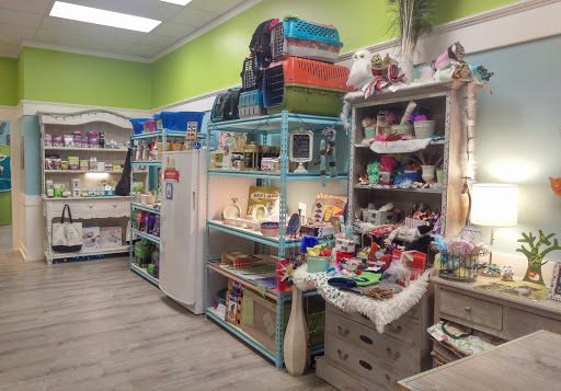 Shopping Mall «Bridle Trails Shopping Center», reviews and photos, 6501-6625 132nd Ave NE, Kirkland, WA 98033, USA