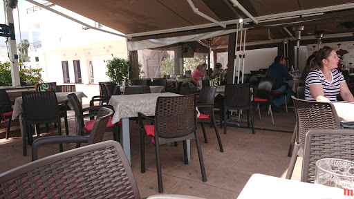 Café Bar - Juanete - Av. de Antonio Fernández Ramos, 9, 29753 Arenas, Málaga