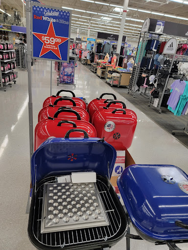 Sporting Goods Store «Academy Sports + Outdoors», reviews and photos, 8675 Concord Mills Boulevard, Concord, NC 28027, USA