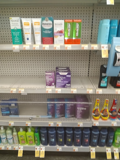 Drug Store «Duane Reade», reviews and photos, 3155 Amboy Rd, Staten Island, NY 10306, USA