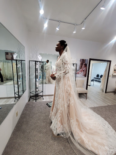 Bridal Shop «Alan Evans Bridal», reviews and photos, 512 Center Ave, Moorhead, MN 56560, USA