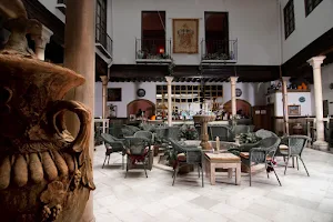 Restaurante Pilar del Toro image