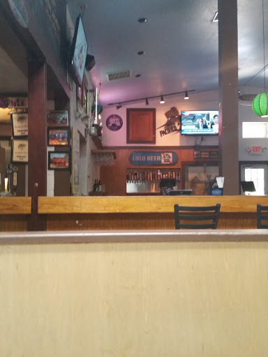 Hamburger Restaurant «The Pub», reviews and photos, 2012 Eastwood Rd, Wilmington, NC 28403, USA
