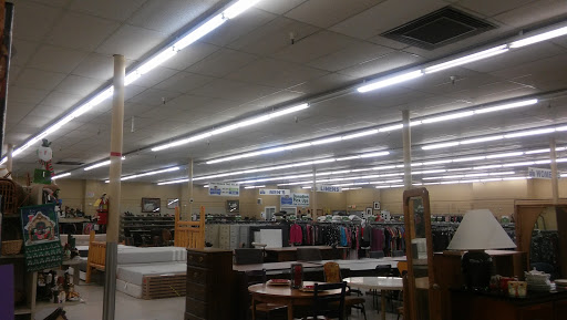 Thrift Store «TC Resale & Donation Thrift Store», reviews and photos, 5050 SE 82nd Ave, Portland, OR 97266, USA