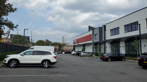 Office Supply Store «Staples», reviews and photos, 91-30 Van Wyck Expy, Jamaica, NY 11418, USA