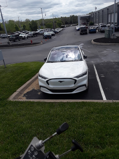 Ford Dealer «Tri-County Ford», reviews and photos, 4032 Commerce Pkwy, Buckner, KY 40010, USA