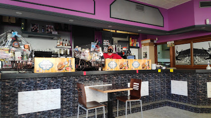 Cafe Bar Papi Y Mami - C. Avelino Glez Mallada, 36, 33204 Gijón, Asturias, Spain