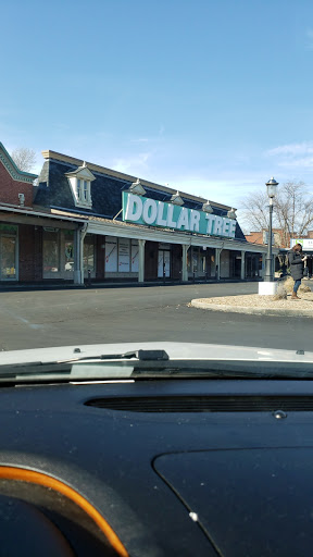 Dollar Store «Dollar Tree», reviews and photos, 1014 Westport Rd, Kansas City, MO 64111, USA