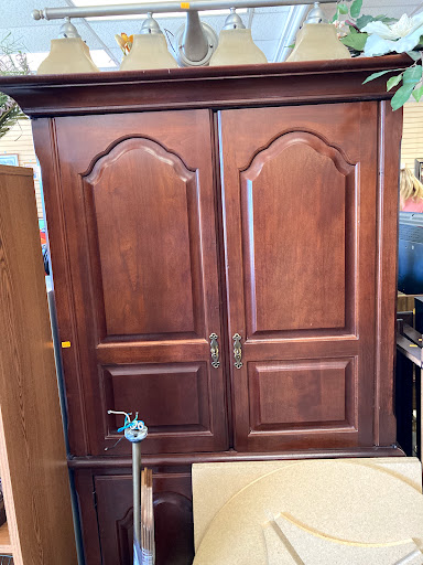 Thrift Store «Coat of Many Colors», reviews and photos, 625 Harwood Rd, Bedford, TX 76021, USA