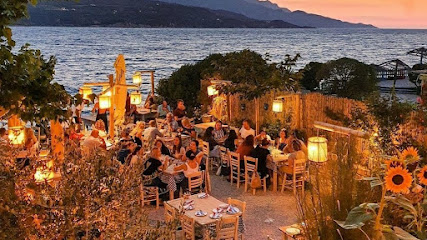 Welcome Bar Restaurant - Κεφαλοπουλου, αρ. 10, Vathi 831 00, Greece