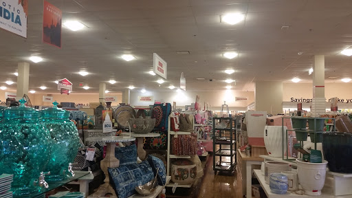 Department Store «HomeGoods», reviews and photos, 9 Kilton Rd, Bedford, NH 03110, USA