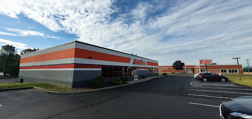 Auto Parts Store «AutoZone», reviews and photos, 3300 Berlin Turnpike, Newington, CT 06111, USA