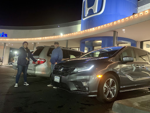 Honda Dealer «Lynnwood Honda», reviews and photos, 22020 WA-99, Edmonds, WA 98026, USA