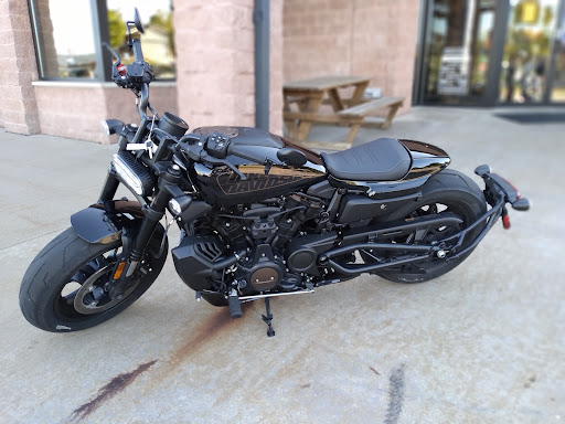 Harley-Davidson Dealer «LaCrosse Area Harley-Davidson», reviews and photos, 1116 Oak Forest Dr, Onalaska, WI 54650, USA