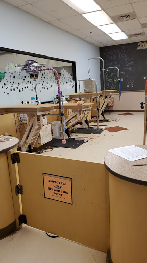 Pet Supply Store «PetSmart», reviews and photos, 5 Main St, East Hartford, CT 06118, USA