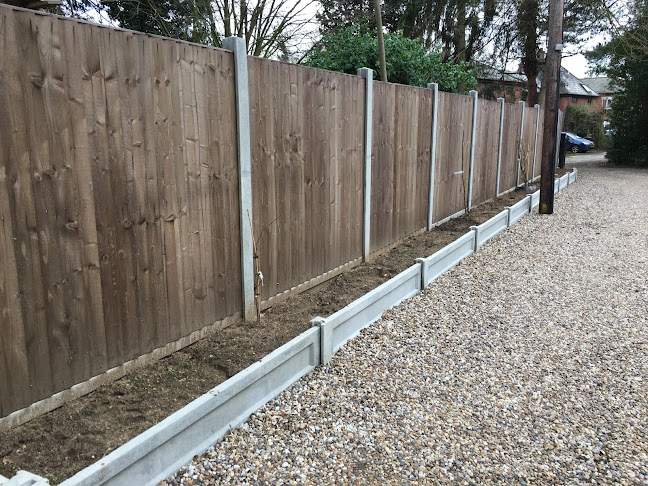 Comments and reviews of Colne Valley Fencing Ltd
