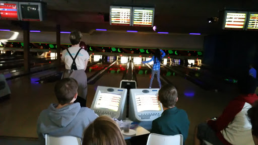 Bowling Alley «Wood Dale Bowl», reviews and photos, 155 E Irving Park Rd, Wood Dale, IL 60191, USA